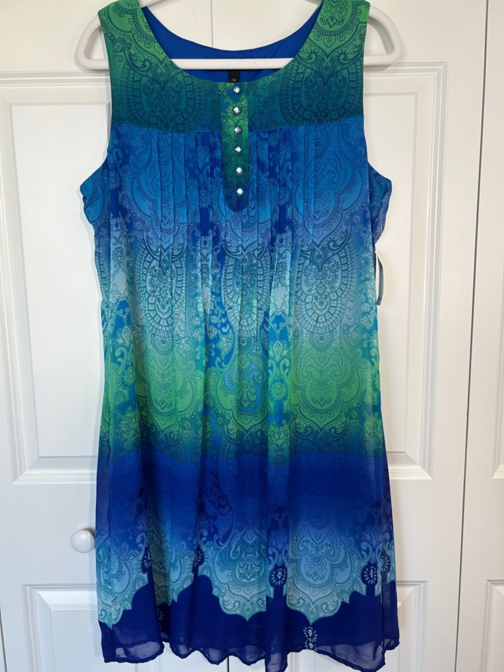 Blue and Green Sleeveless Midi Dress - Picture 2 of 8